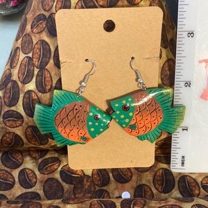 🎄Wooden green and orange painted fish pierced earrings
